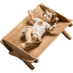 Niño Jesús vestido con Corazón en cuna simple